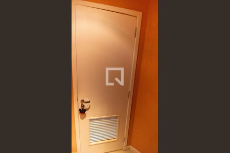 Lavabo de apartamento à venda com 4 quartos, 300m² em Charitas, Niterói