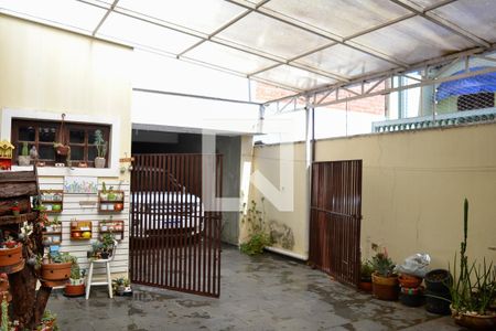 Area externa de casa para alugar com 3 quartos, 321m² em Jardim Utinga, Santo André