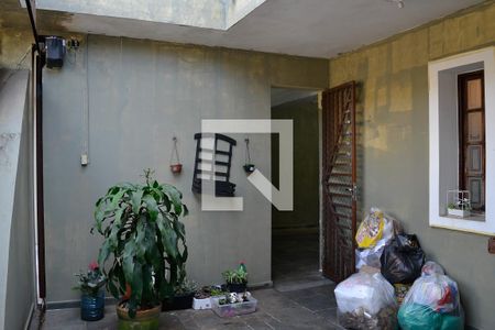 Area externa de casa para alugar com 3 quartos, 321m² em Jardim Utinga, Santo André