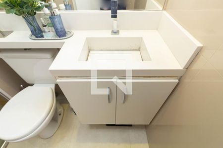 Banheiro de apartamento à venda com 2 quartos, 45m² em Conjunto Residencial José Bonifácio, São Paulo