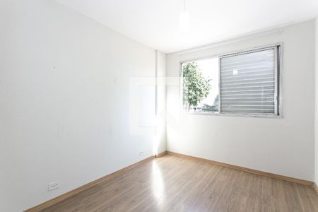 Quarto 1 de apartamento para alugar com 3 quartos, 66m² em Parque São Jorge, São Paulo