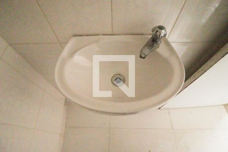 Área de Serviço e Banheiro de Serviço de casa para alugar com 2 quartos, 122m² em Jardim Franca, São Paulo