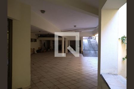 Garagem de casa à venda com 7 quartos, 700m² em Jardim Paraíso, São Paulo