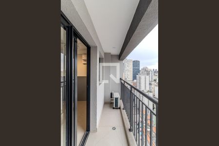 Varanda de kitnet/studio para alugar com 1 quarto, 26m² em Vila Buarque, São Paulo