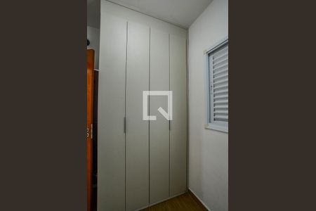 Quarto 2 de apartamento à venda com 2 quartos, 51m² em Vila Vitória, Santo André