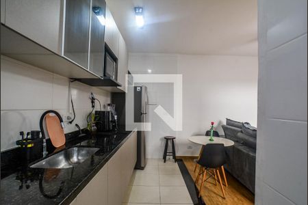 Cozinha de apartamento à venda com 2 quartos, 51m² em Vila Vitória, Santo André