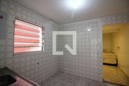 Cozinha de casa para alugar com 1 quarto, 40m² em Jardim Calux, São Bernardo do Campo