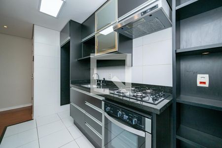 Cozinha de apartamento para alugar com 2 quartos, 64m² em Jardim Prudência, São Paulo