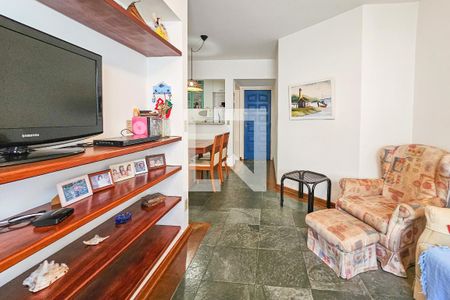 Sala de apartamento para alugar com 2 quartos, 70m² em Jardim Tejereba, Guarujá