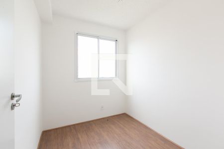 Quarto 1 de apartamento para alugar com 2 quartos, 32m² em Vila Carmosina, São Paulo