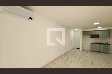 Sala de apartamento à venda com 3 quartos, 72m² em Vila Santa Maria, Jundiaí