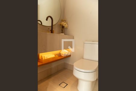 Lavabo de apartamento para alugar com 2 quartos, 125m² em Campo Belo, São Paulo