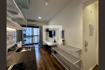 Cozinha de kitnet/studio para alugar com 0 quarto, 25m² em Brooklin, São Paulo