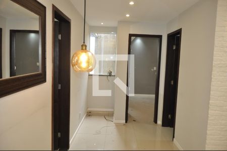 Sala de casa para alugar com 2 quartos, 75m² em Sampaio, Rio de Janeiro