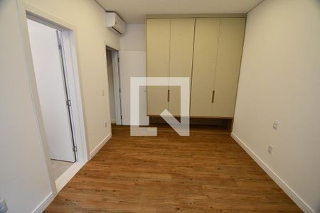 Suíte 1 de casa de condomínio à venda com 3 quartos, 350m² em Parque Imperador, Campinas