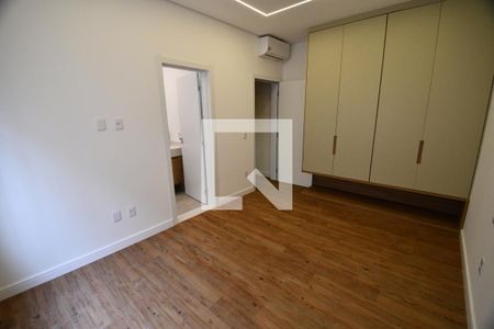 Suíte 1 de casa de condomínio à venda com 3 quartos, 350m² em Parque Imperador, Campinas