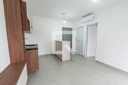 Sala/Cozinha de apartamento para alugar com 1 quarto, 41m² em Vila Mariana, São Paulo