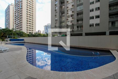 Área comum - Piscina de apartamento à venda com 2 quartos, 86m² em Barra da Tijuca, Rio de Janeiro