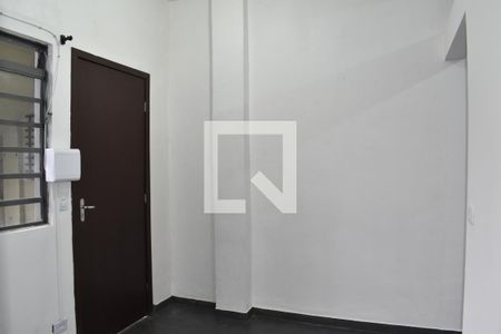 Sala de casa de condomínio para alugar com 1 quarto, 32m² em Centro, Curitiba