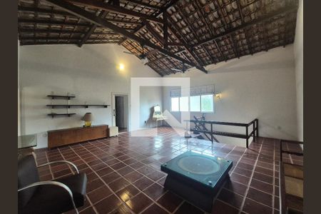 Sala 2 de casa para alugar com 4 quartos, 1500m² em Vargem Grande, Rio de Janeiro
