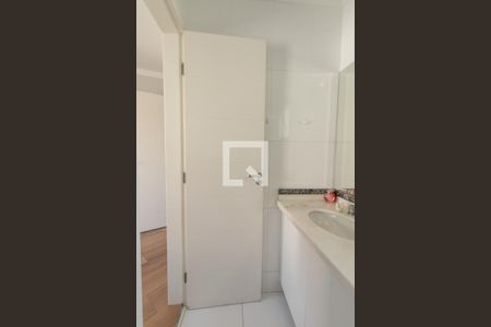 Banheiro de casa de condomínio à venda com 3 quartos, 79m² em Hauer, Curitiba