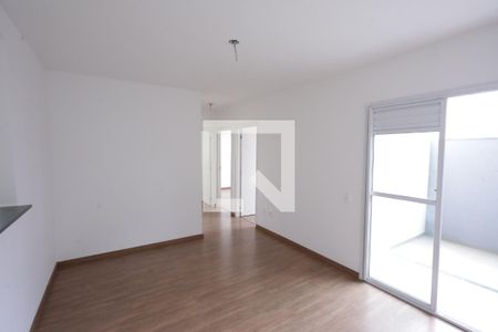 Sala de apartamento para alugar com 3 quartos, 67m² em Maria Tereza, Belo Horizonte