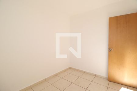 Quarto 1 de apartamento para alugar com 2 quartos, 44m² em Aclimação, Uberlândia