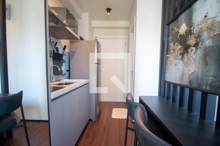 Cozinha de apartamento à venda com 1 quarto, 33m² em Jardim das Acacias, São Paulo