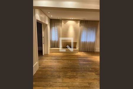 Apartamento à venda com 3 quartos, 220m² em Itaim Bibi, São Paulo