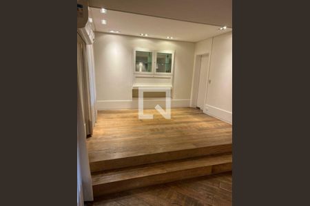 Apartamento à venda com 3 quartos, 220m² em Itaim Bibi, São Paulo