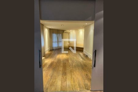 Apartamento à venda com 3 quartos, 220m² em Itaim Bibi, São Paulo