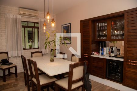 Sala de Jantar de casa à venda com 5 quartos, 250m² em Vila Elvira, São Paulo