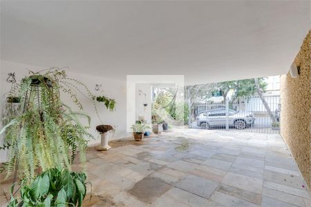 Casa à venda com 4 quartos, 300m² em Brooklin, São Paulo