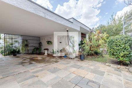 Casa à venda com 4 quartos, 300m² em Brooklin, São Paulo