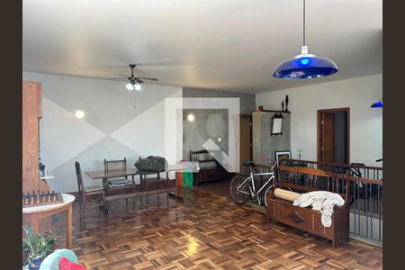 Casa à venda com 5 quartos, 298m² em Santo Amaro, São Paulo