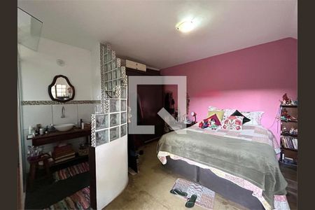 Casa à venda com 5 quartos, 298m² em Santo Amaro, São Paulo