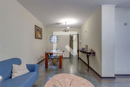 Casa à venda com 4 quartos, 329m² em Jardim Francisco Mendes, São Paulo