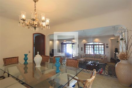 Casa à venda com 4 quartos, 426m² em Interlagos, São Paulo