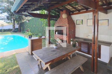 Casa à venda com 4 quartos, 426m² em Interlagos, São Paulo