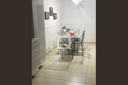 Casa à venda com 4 quartos, 199m² em Jardim Itapeva, São Paulo