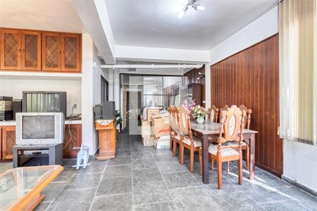 Casa à venda com 4 quartos, 295m² em Santo Amaro, São Paulo