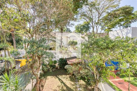Casa à venda com 4 quartos, 295m² em Santo Amaro, São Paulo