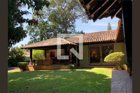 Casa à venda com 3 quartos, 450m² em Interlagos, São Paulo