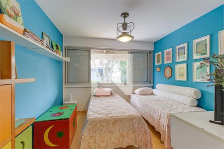 Casa de Condomínio à venda com 4 quartos, 278m² em Vila Elvira, São Paulo