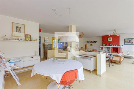 Casa de Condomínio à venda com 4 quartos, 278m² em Vila Elvira, São Paulo