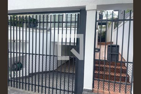 Casa à venda com 3 quartos, 200m² em Paraíso do Morumbi, São Paulo