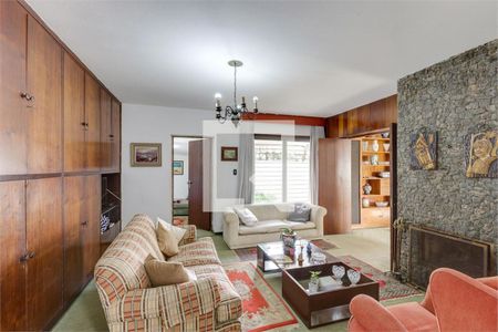 Casa à venda com 3 quartos, 255m² em Brooklin, São Paulo