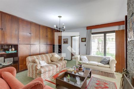 Casa à venda com 3 quartos, 255m² em Brooklin, São Paulo