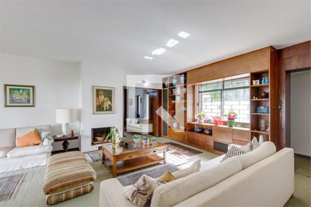 Casa à venda com 3 quartos, 255m² em Brooklin, São Paulo