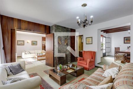 Casa à venda com 3 quartos, 255m² em Brooklin, São Paulo